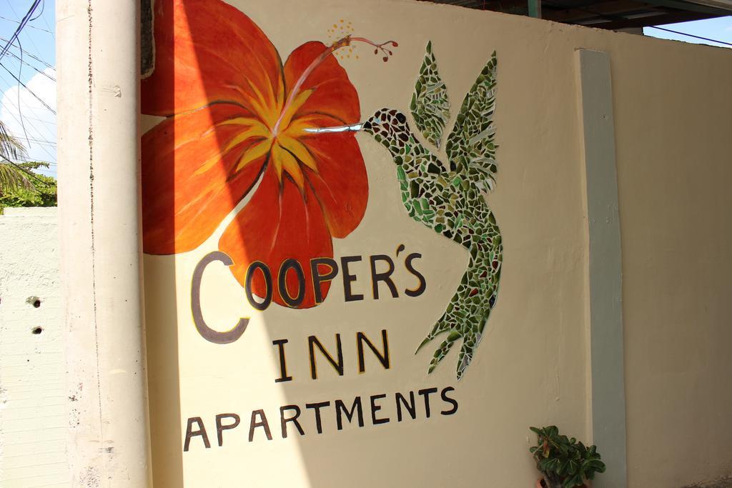 Cooper'S Inn Utila Room photo